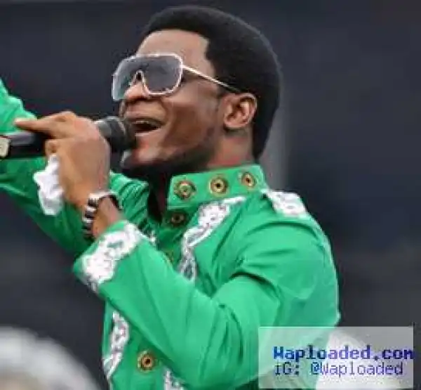 Joe Praize - Mighty God